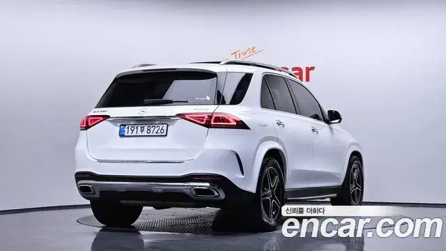 Mercedes-Benz GLE-Class 2020 — Фото 1/5