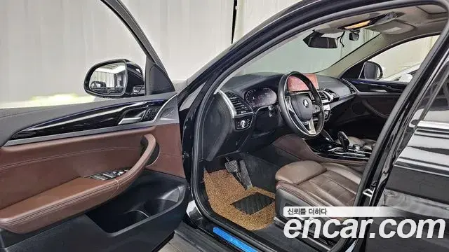 BMW X4 2021 — Фото 10/20