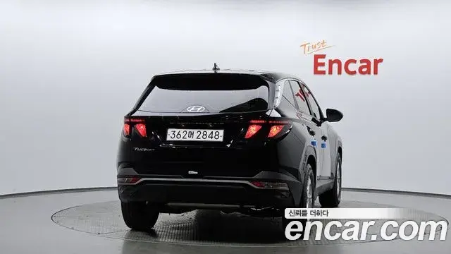 Hyundai Tucson Hybrid 2022 — Photo 9/21