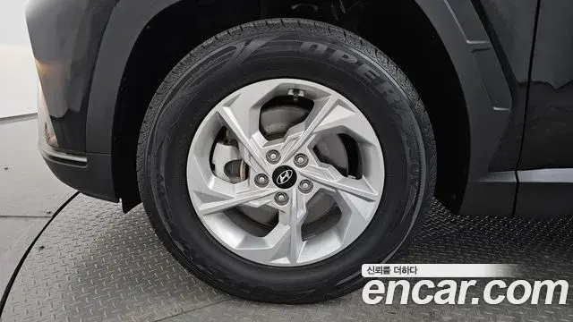 Hyundai Tucson Hybrid 2022 — Photo 19/21