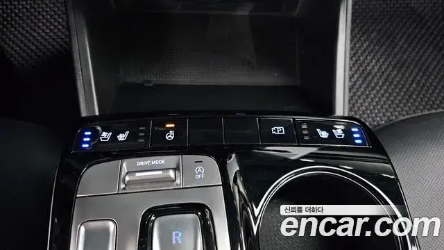 Hyundai Tucson Hybrid 2022 — Photo 20/21