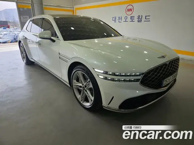 Genesis G90 2022 — ფოტო 17/20