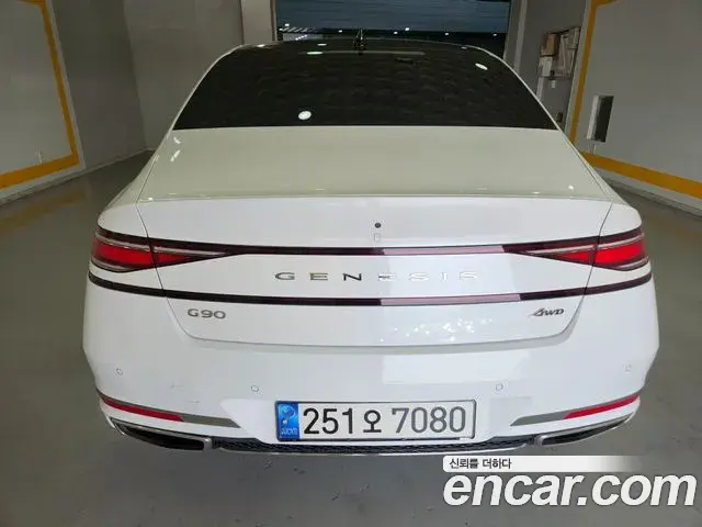 Genesis G90 2022 — ფოტო 14/20