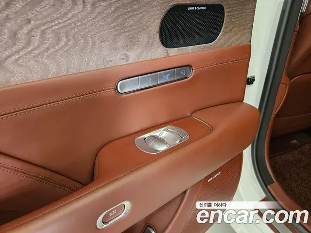 Genesis G90 2022 — ფოტო 9/20