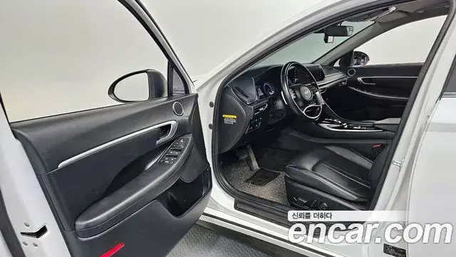 Hyundai Sonata Hybrid 2020 — Şəkil 7/20