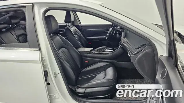 Hyundai Sonata Hybrid 2020 — Şəkil 14/20