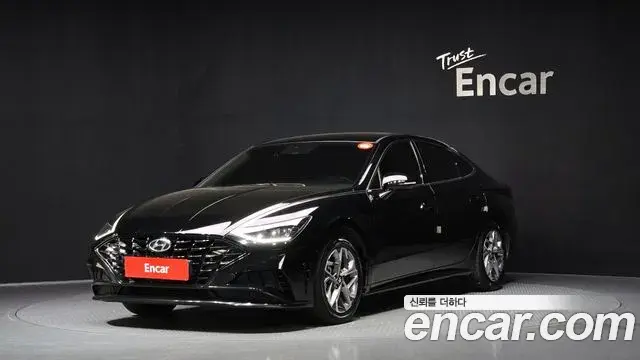 Hyundai Sonata 2022 — Фото 1/20