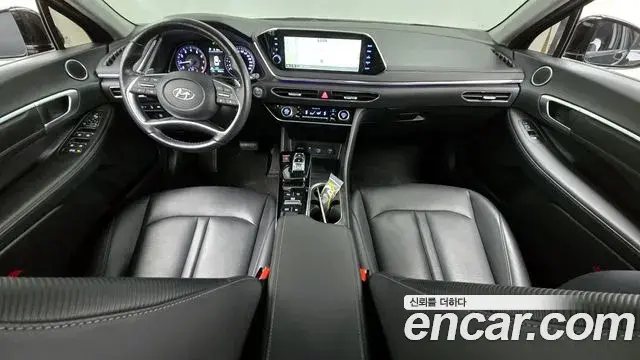 Hyundai Sonata 2022 — Фото 7/20