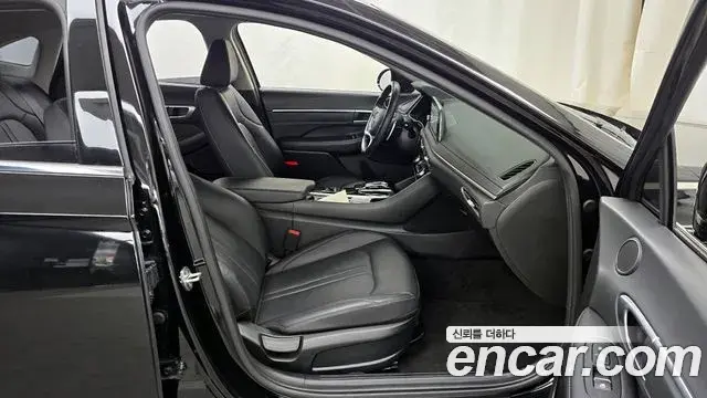 Hyundai Sonata 2022 — Фото 11/20