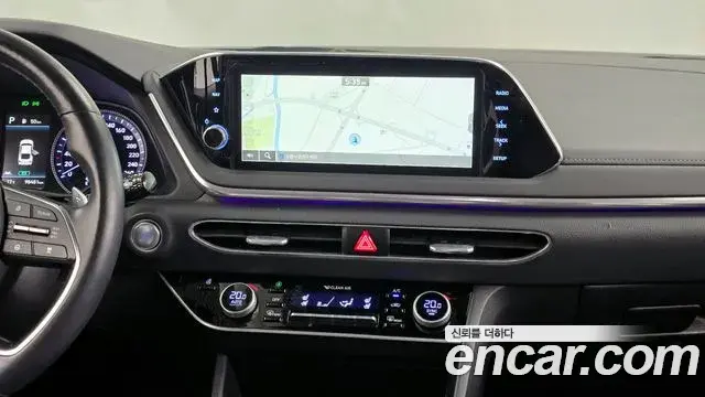 Hyundai Sonata 2022 — Фото 14/20