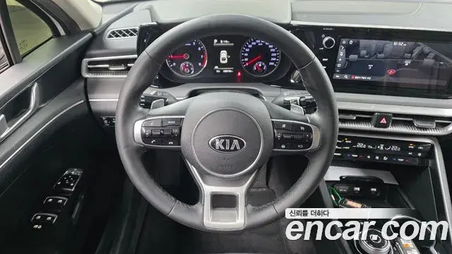 Kia K5 2021 — Фото 13/20