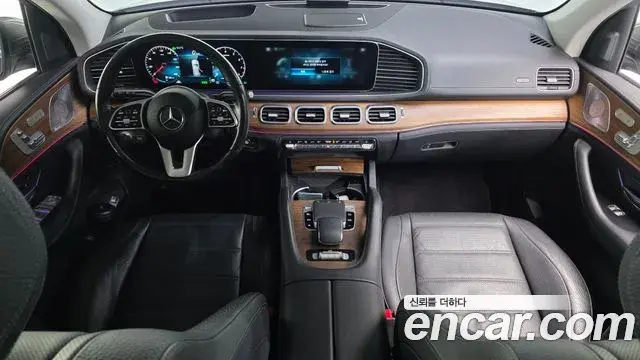 Mercedes-Benz GLE-Class 2019 — Фото 7/20
