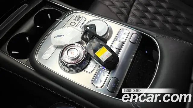 Genesis G90 2022 — ფოტო 2/20