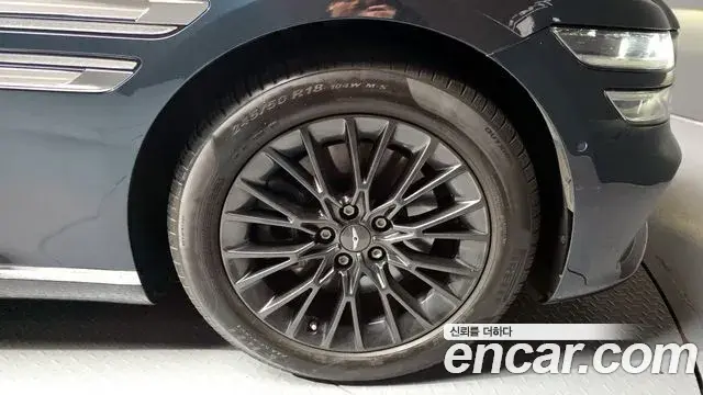 Genesis G80 2020 — Photo 18/20