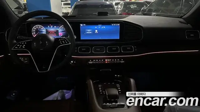 Mercedes-Benz GLE-Class 2024 — Photo 13/20
