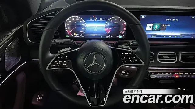 Mercedes-Benz GLE-Class 2024 — Photo 17/20