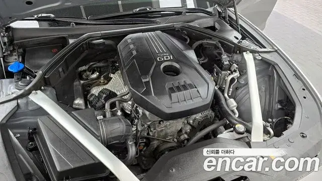 Genesis G70 2021 — ფოტო 15/20