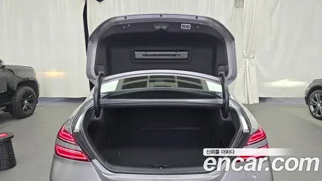 Genesis G70 2021 — ფოტო 11/20