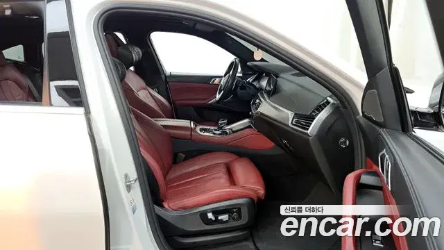 BMW X6 2021 — ფოტო 18/20