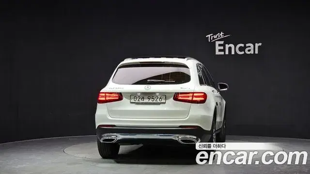 Mercedes-Benz GLC-Class 2018 — Şəkil 4/20