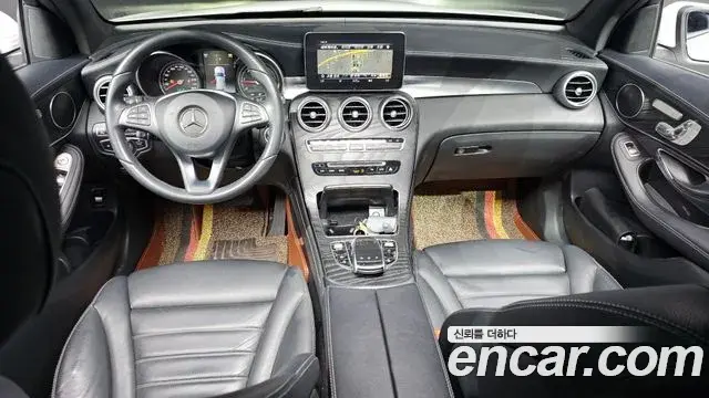 Mercedes-Benz GLC-Class 2018 — Şəkil 1/20
