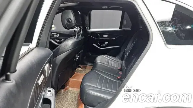 Mercedes-Benz GLC-Class 2018 — Şəkil 9/20