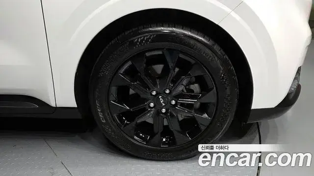 Kia Carnival 2022 — Photo 3/20