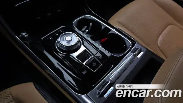 Kia Carnival 2022 — Photo 15/20