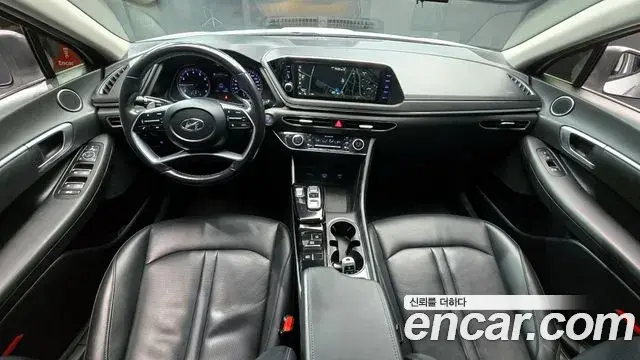 Hyundai Sonata Hybrid 2021 — Şəkil 9/20