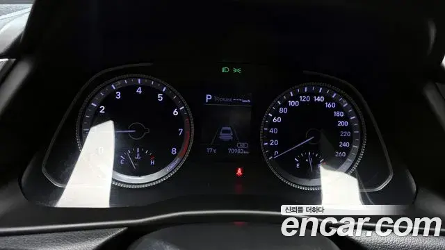 Hyundai Sonata Hybrid 2021 — Şəkil 8/20