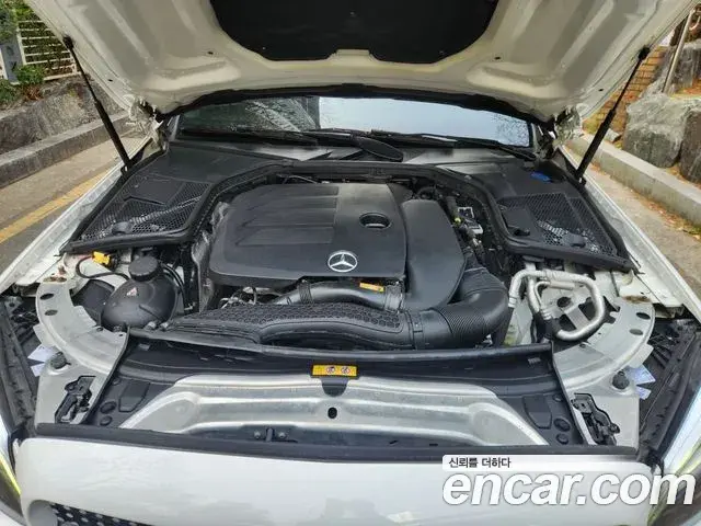 Mercedes-Benz C-Class 2020 — Photo 20/20