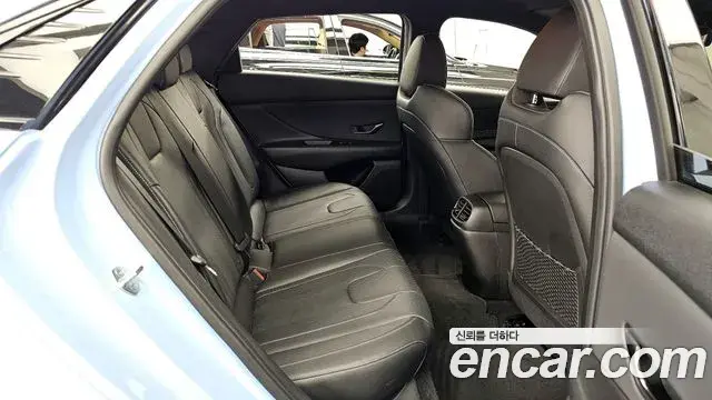Hyundai The New Avante Hybrid 2021 — ფოტო 14/20