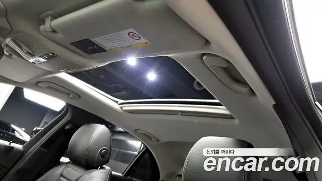 Mercedes-Benz E-Class 2019 — Фото 19/20