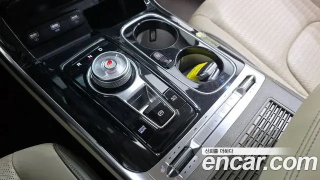 Kia Carnival 2021 — Şəkil 7/20