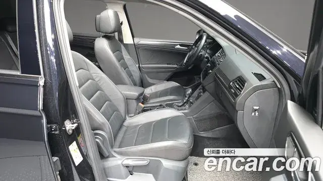 Volkswagen Tiguan Allspace 2020 — ფოტო 9/20