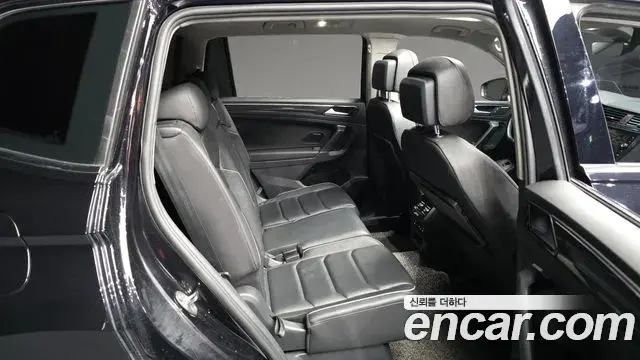Volkswagen Tiguan Allspace 2020 — ფოტო 1/20