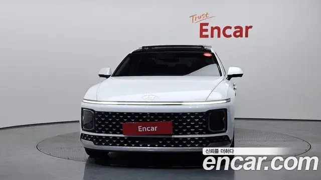 Hyundai Grandeur Hybrid 2023 — Photo 13/20