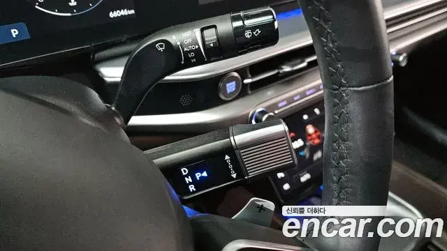 Hyundai Grandeur Hybrid 2023 — Photo 2/20