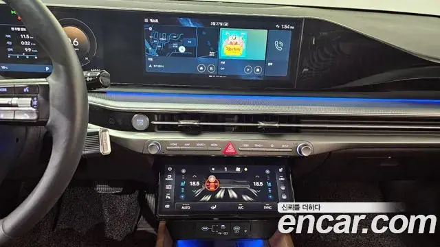Hyundai Grandeur Hybrid 2023 — Photo 19/20
