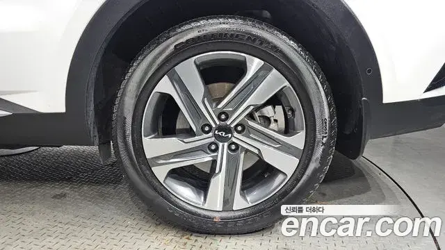 Kia Sorento 2022 — Şəkil 8/20