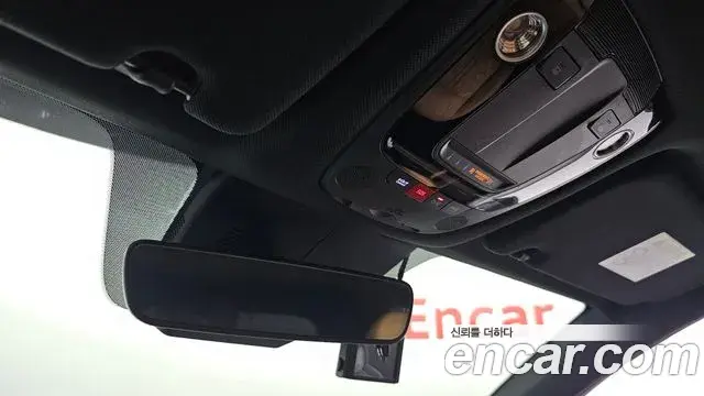 Kia Sorento 2022 — Şəkil 15/20