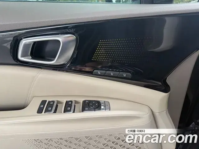 Kia Carnival 2024 — Фото 14/20