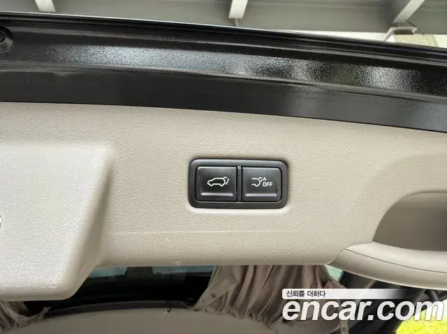 Kia Carnival 2024 — Фото 19/20
