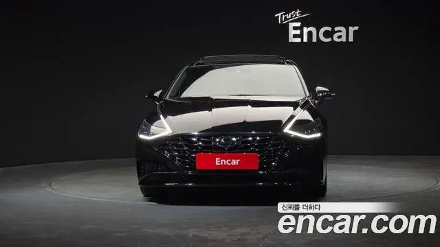 Hyundai Sonata Hybrid 2021 — Şəkil 18/20