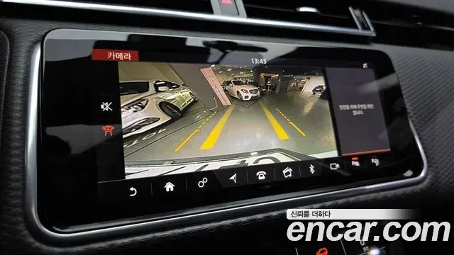 Land Rover Range Rover Velar 2019 — Фото 15/20