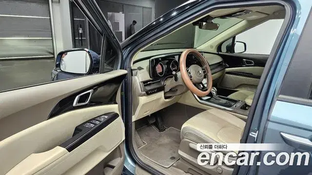 Kia Carnival 2021 — Şəkil 9/20
