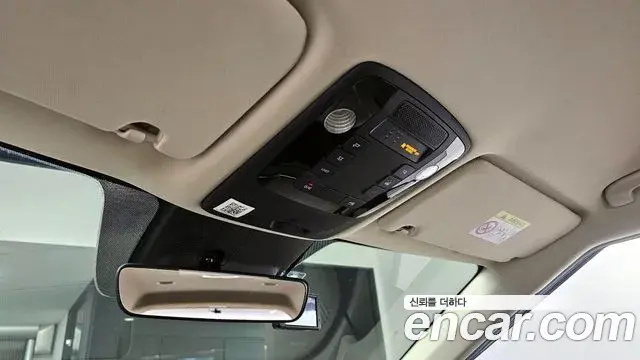 Kia Carnival 2021 — Şəkil 17/20