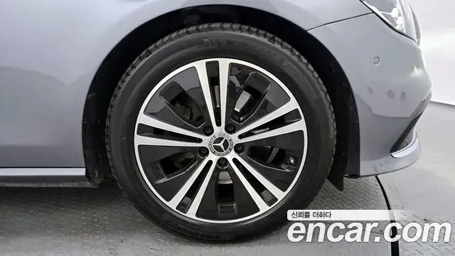 Mercedes-Benz E-Class 2020 — Şəkil 12/20
