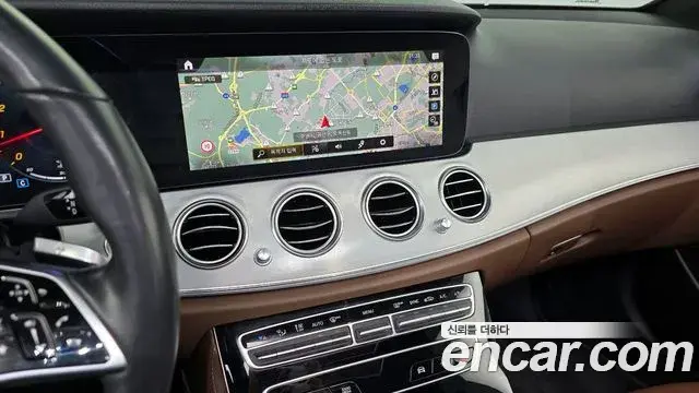 Mercedes-Benz E-Class 2020 — Şəkil 7/20