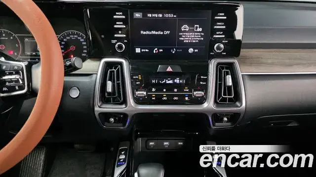 Kia Sorento 2021 — Фото 17/20
